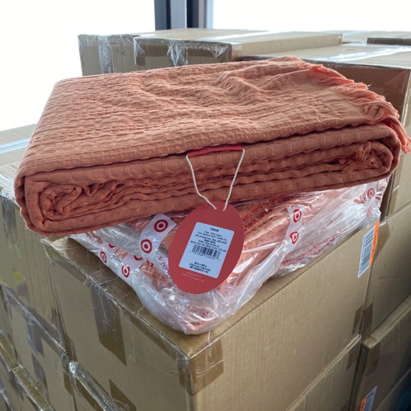 Opalhouse Bedding Opal House Waffle Weave Bed Throw Poshmark